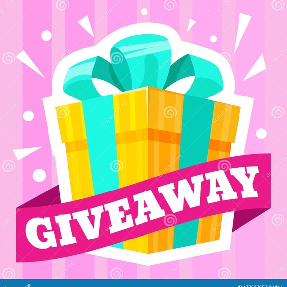 ❤️ GIVEAWAY ❤️ - Picture 1 of 1
